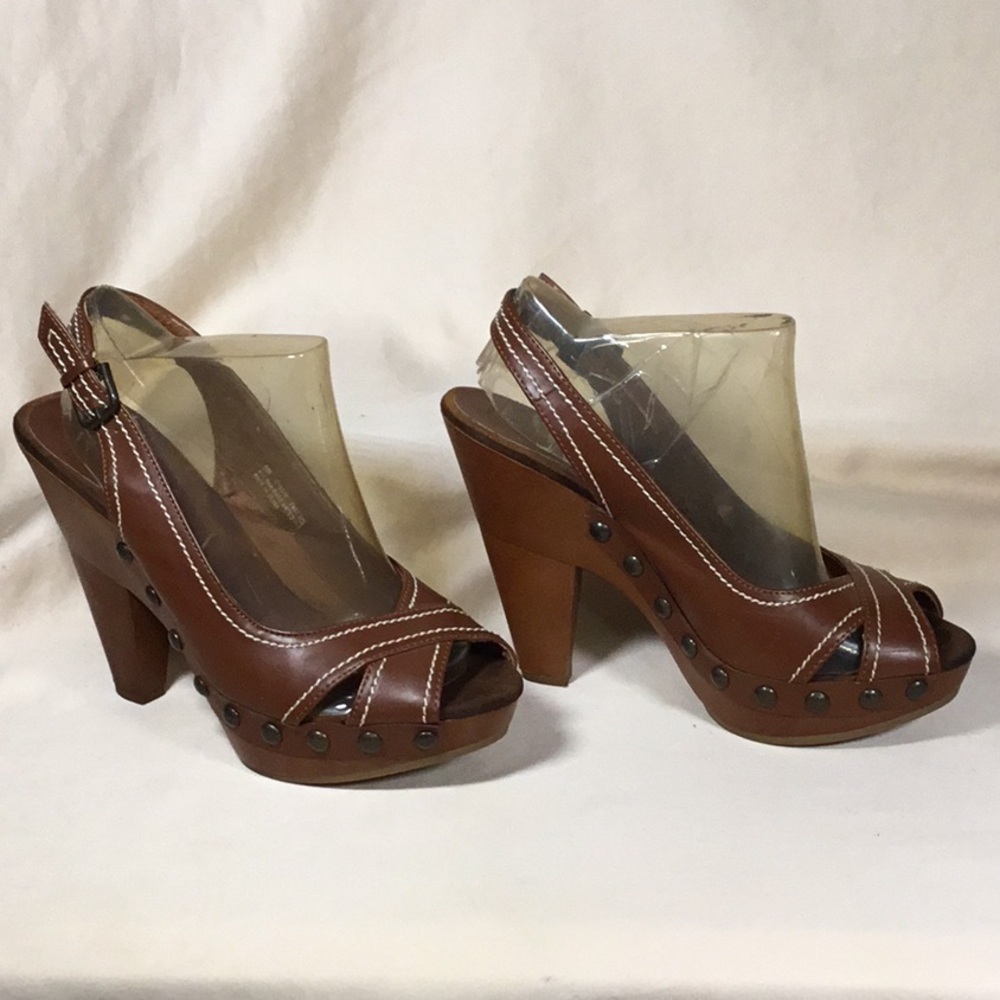 MIA - Picture 3 of 5